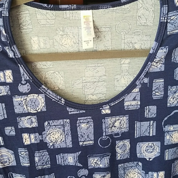 SMALL CLASSIC CAMERA TEE - Picture 3 of 3